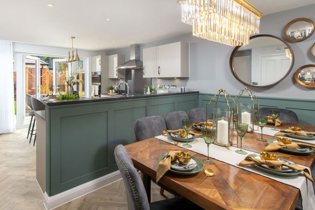4 bed detached house