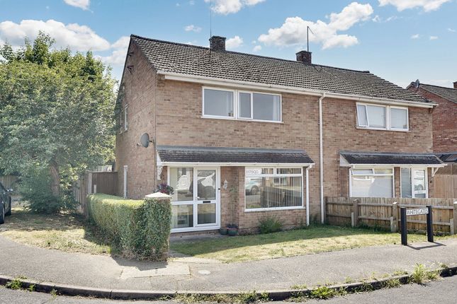 Whitegates, Newmarket CB8 3 bed semi