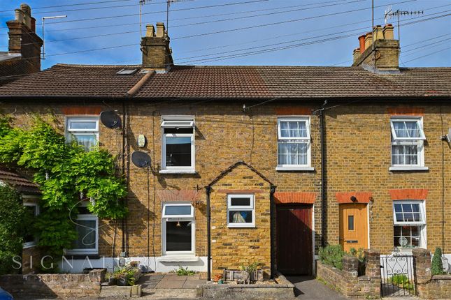 9 Catlin StreetHemel Hempstead 2 bed house for sale