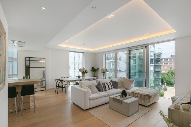 Bolander Grove, Earls Court, London SW6 3 bed flat for sale