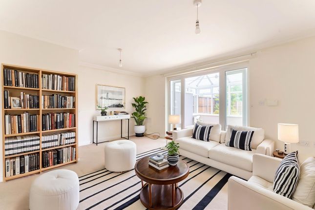 3 bed end terrace house