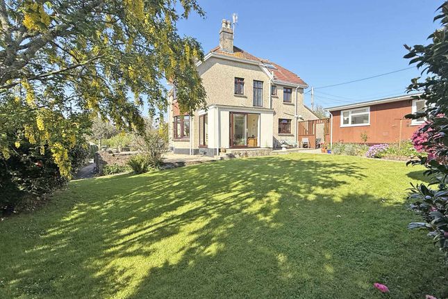 6 bedroom detached house for sale