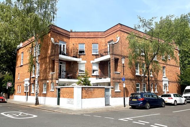 Cremorne Road, Chelsea SW10 2 bed flat for sale