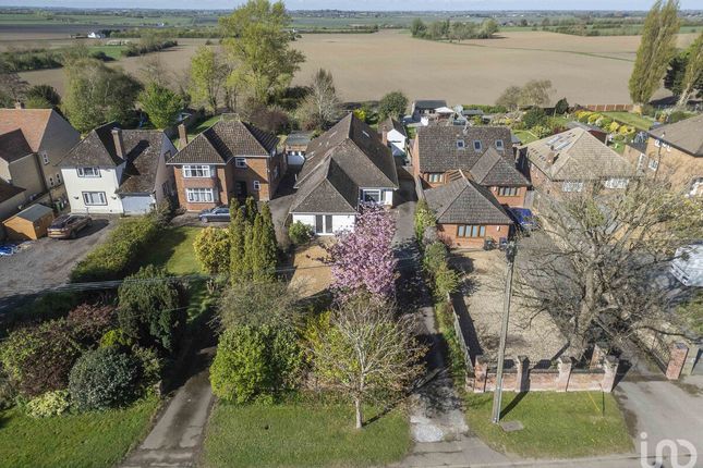 5 bed detached bungalow