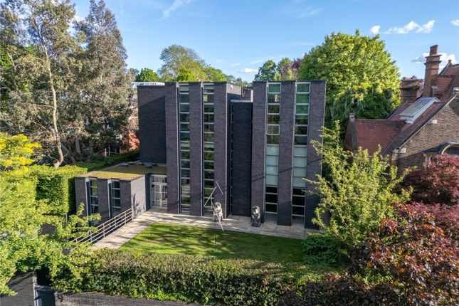 West Heath Road, London, NW3 5 bed detached house for sale