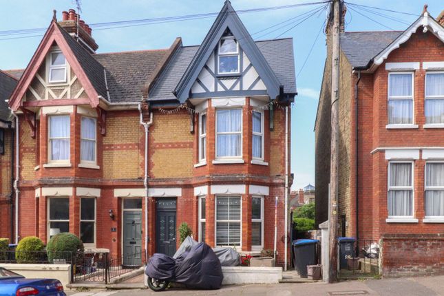 Crescent Road, Ramsgate, Kent, CT11 1 bed flat for sale