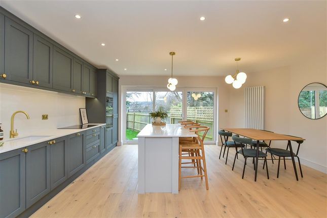 5 bedroom terraced house for sale