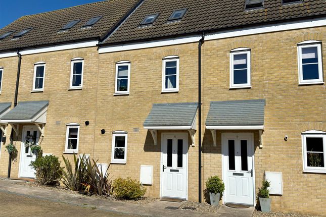3 bed terraced house