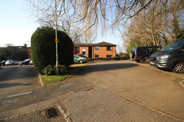 1 bed flat