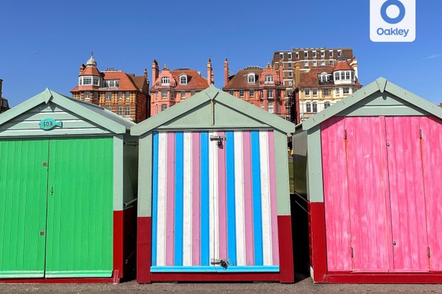 Hove Promenade (Close to Grand Avenue) Lodge for sale
