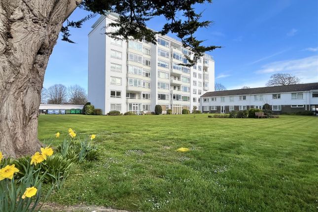 3 bed flat