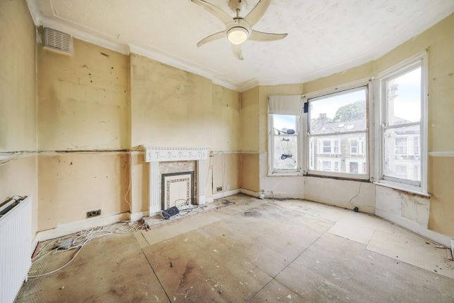 Whitbread Road, Brockley, London, SE4 2 bed flat for sale