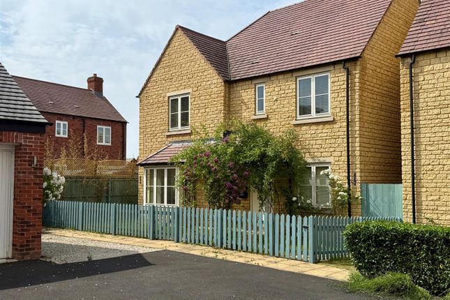 Ridge Close, Mickleton, Chipping Campden 4 bed detached house for sale