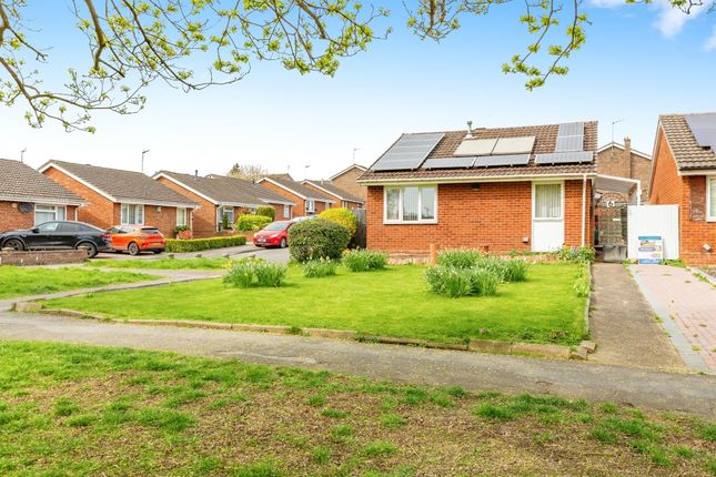 2 bed detached bungalow