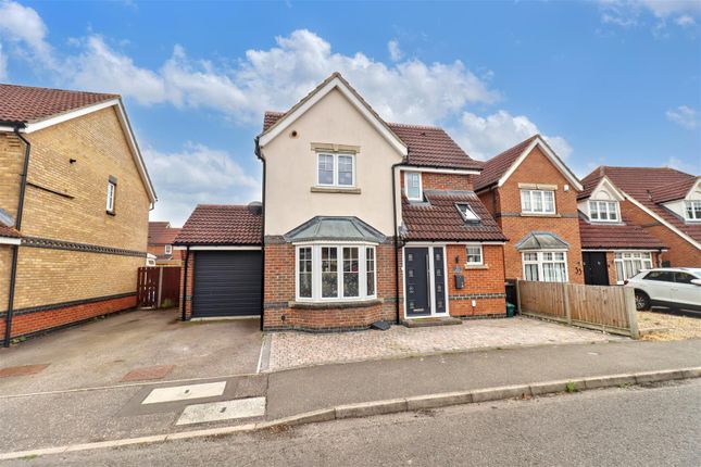 4 bed detached house