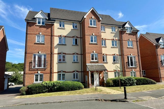 Garstons Way, Alton, Hampshire 2 bed flat for sale