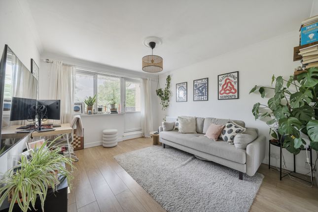 Staveley Close, Peckham, London 1 bed apartment for sale