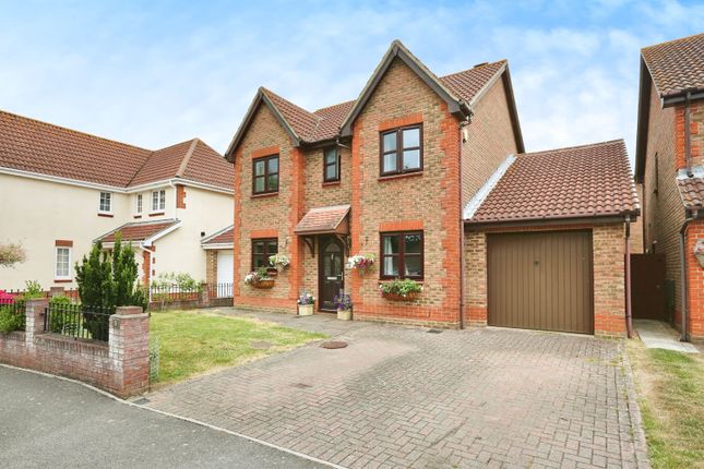 4 bed detached house