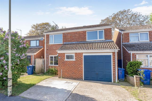 4 bed detached house