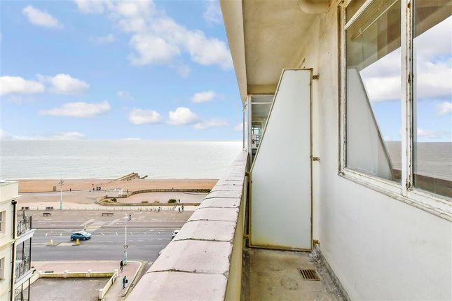 3 bed flat