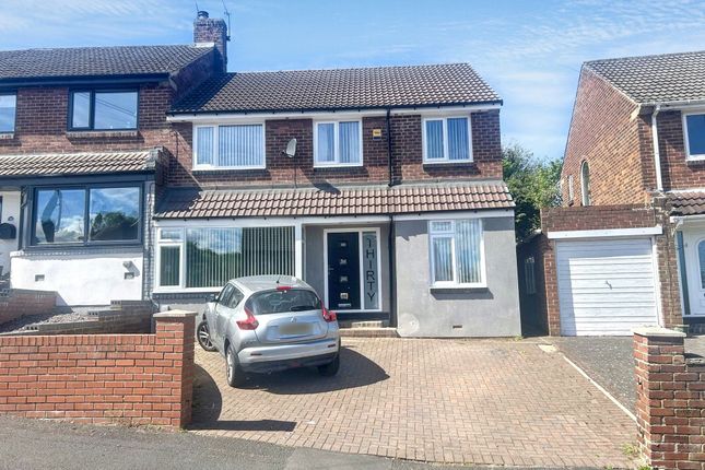 Stella Hall Drive, Blaydon... 4 bed semi
