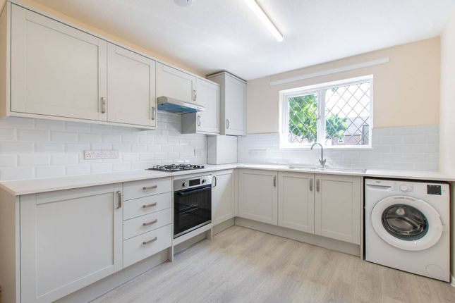 Aspen Drive, North Wembley, Wembley, HA0 2 bed terraced house for sale