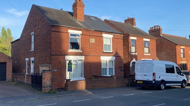 2 bed semi-detached house