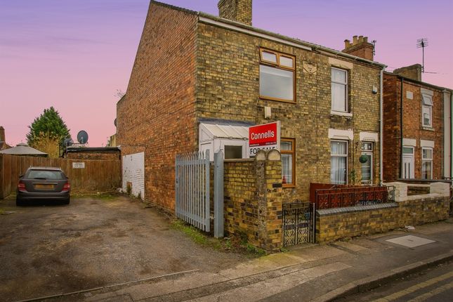2 bedroom semi-detached house for sale