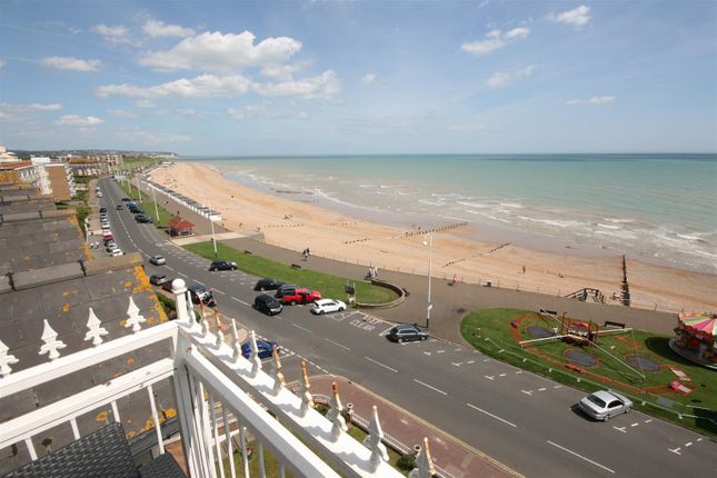 De La Warr Parade, Bexhill
