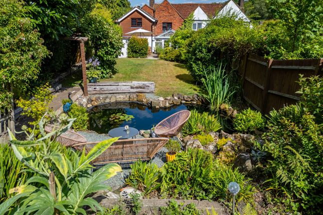 Mount Pleasant, Crowborough TN6 3 bed cottage for sale