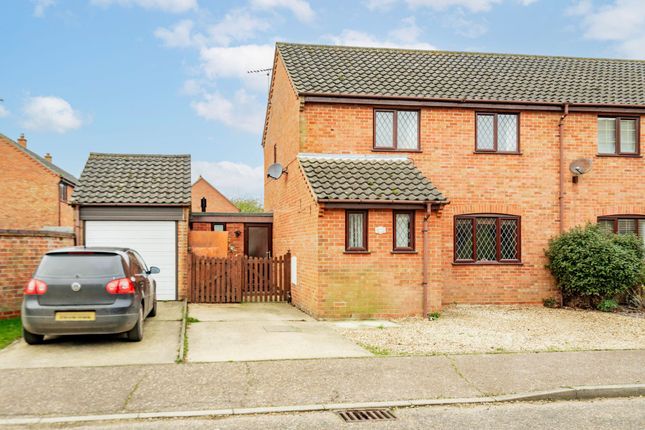 4 bed semi-detached house