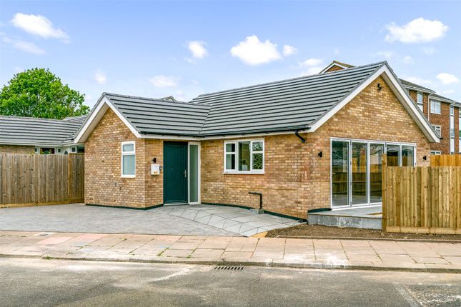 Hawthorn Road, Worthing, West Sussex... 2 bed bungalow for sale