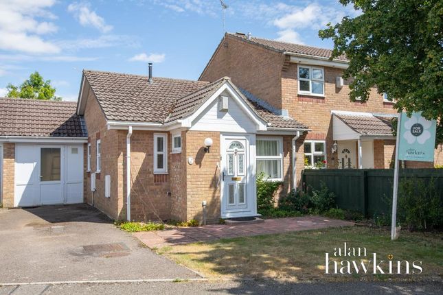 1 bedroom semi-detached bungalow for sale