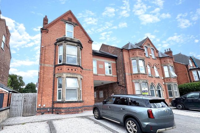 2 bed flat