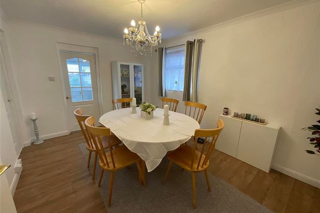 St. John's Crescent, Sandown, Isle of... 2 bed detached bungalow for sale