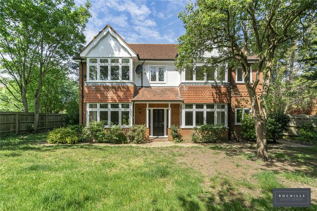 Hersham Road, WALTON