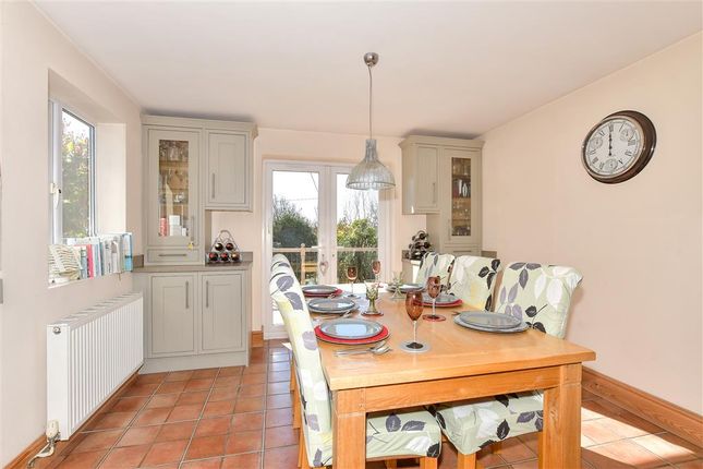 3 bed detached house