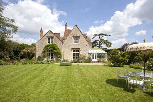 4 bed semi-detached house