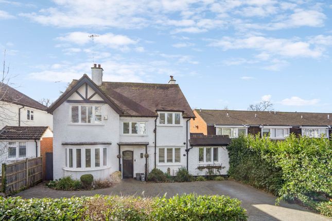Chiltern Avenue, Bushey 5 bed detached house for sale