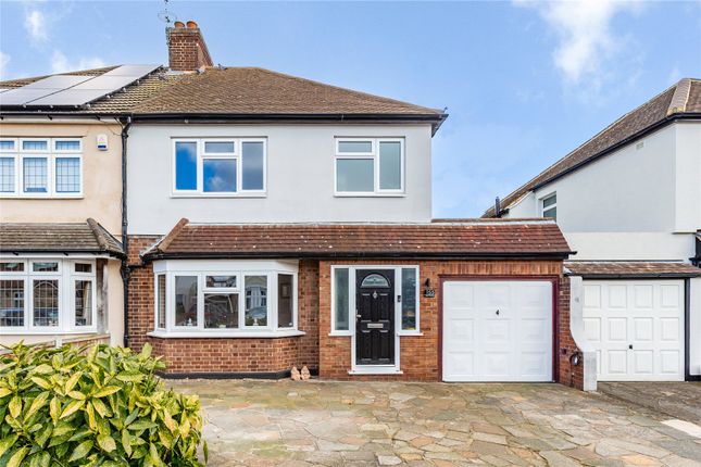 Argyle Gardens, Upminster, RM14 3 bed semi