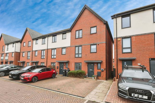 4 bed end terrace house