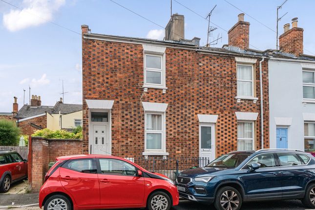 3 bed end terrace house