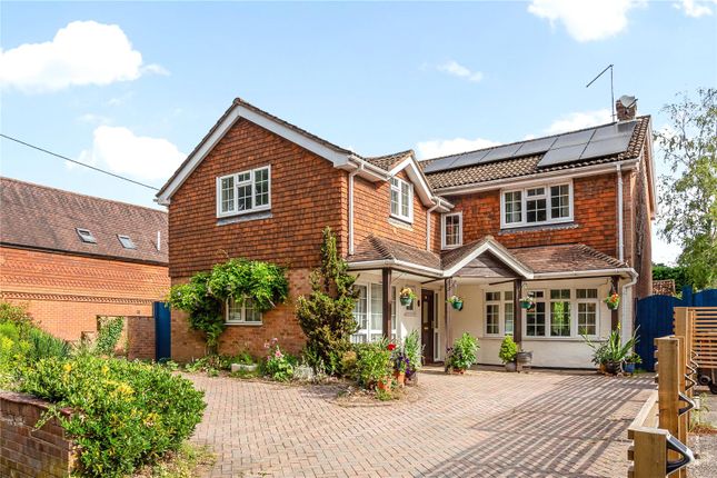 6 bedroom detached house for sale