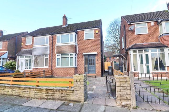 Arlington Avenue, Manchester M27 3 bed semi