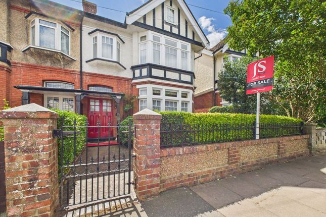 Reigate Road, Worthing, BN11 6 bed semi