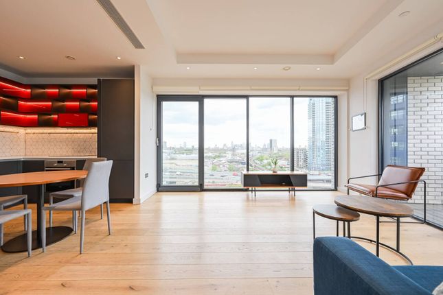 Corson House, Canning Town, London, E14 2 bed flat for sale