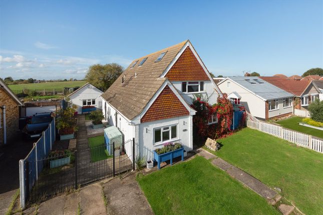 5 bed detached house