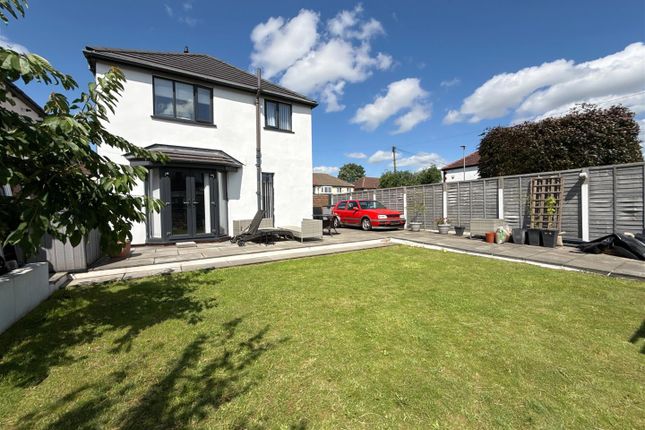 3 bed detached house