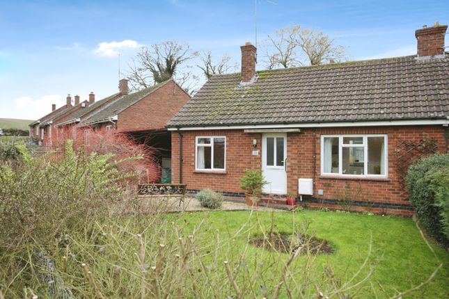 2 bedroom semi-detached bungalow for sale