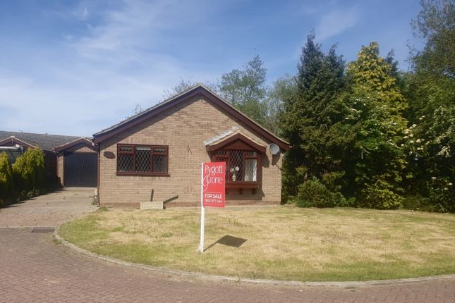 Clee Fields Close, Grimsby... 2 bed detached bungalow for sale
